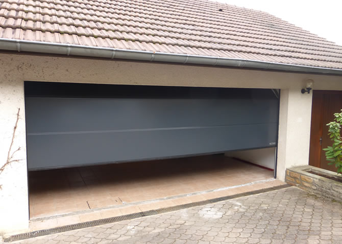 Porte de garage sectionnelle